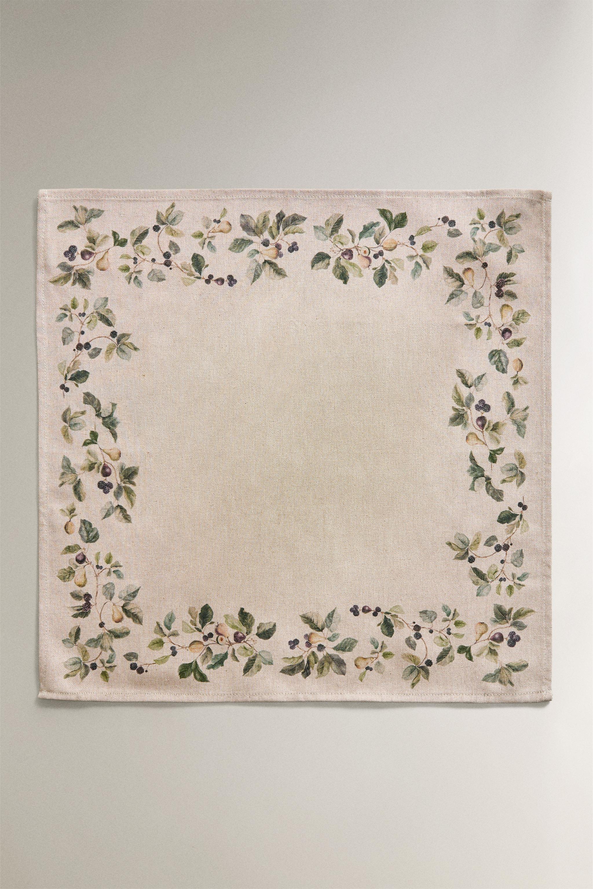 FRUIT PRINT NAPKINS (PACK OF 2)